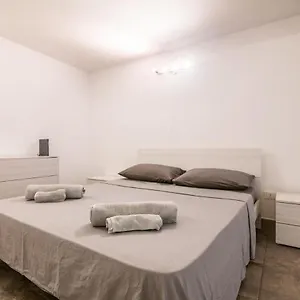Apartment -loft Centro Pisa- Comfort & Wi-fi, Pisa